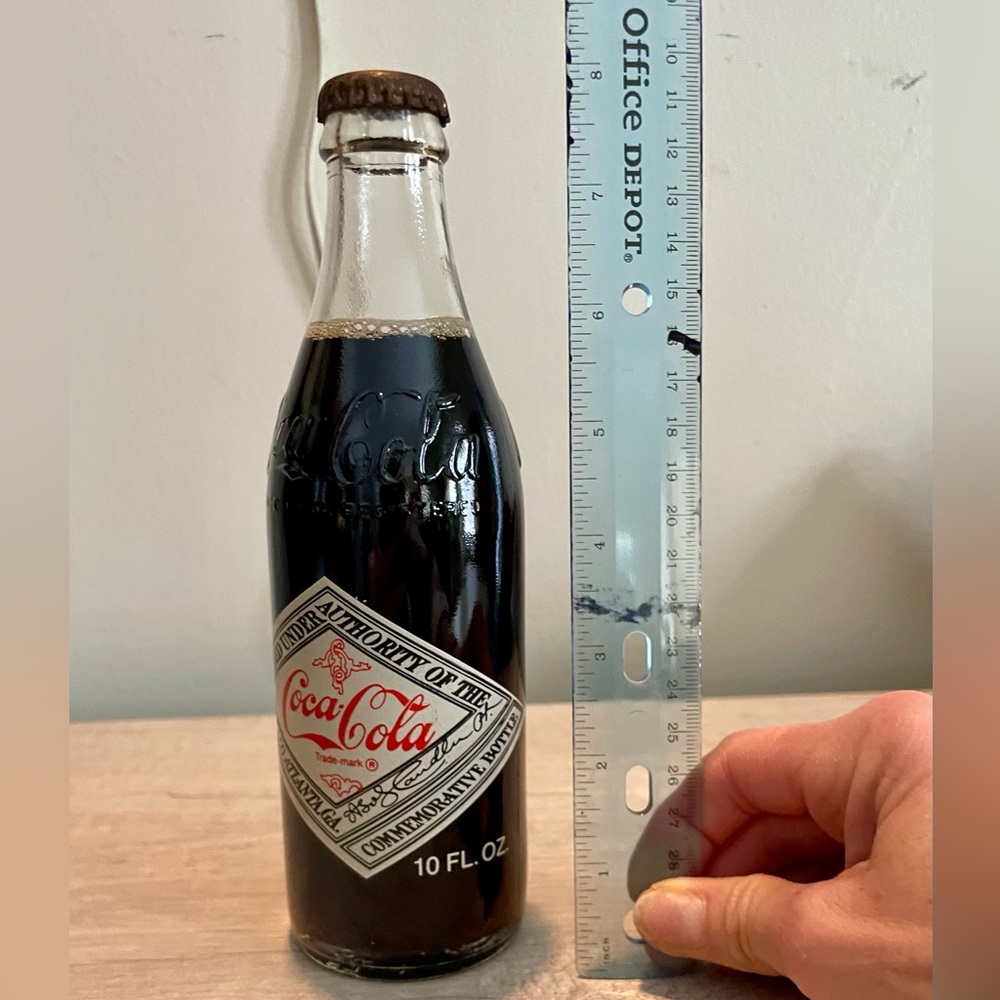 Vintage 1977 Coca-Cola 75th Anniversary Bottle (UNOPENED) - Picture 8 of 8